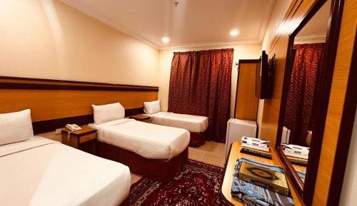 Triple Room with Private Bathroom