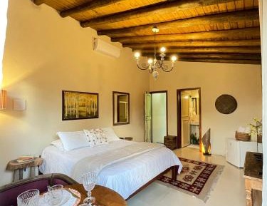 Suite with Mountain View