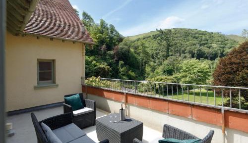 Twin Room with Balcony