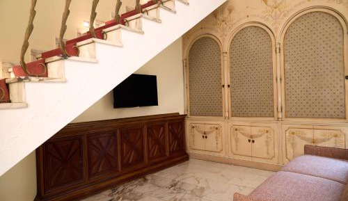 Apartment - Viale Caldara 35/A