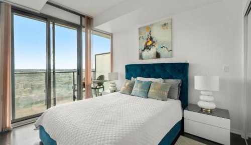 Three-Bedroom Apartment with Balcony