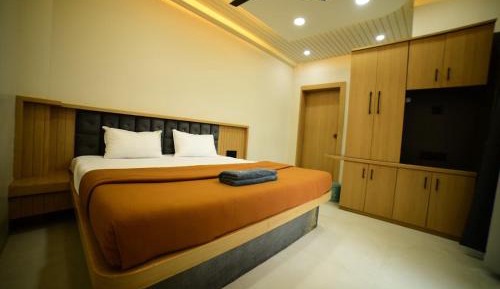 Deluxe Family Suite