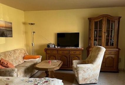 One-Bedroom Apartment with Shower