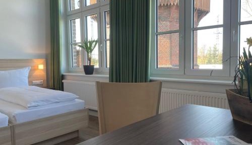 Apartment with Shower