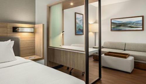 King Suite with Sofa Bed - Hearing Accessible