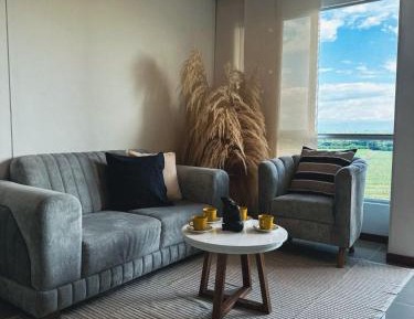 Three-Bedroom Apartment with Balcony