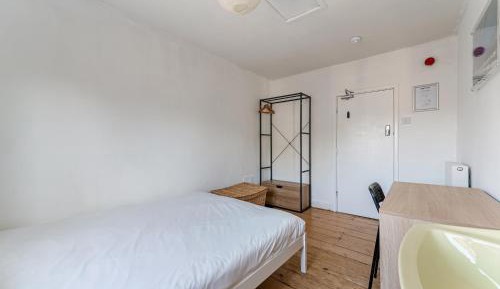 Standard Single Room with Shared Bathroom