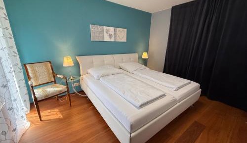Three-Bedroom Apartment with Balcony