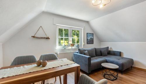 Superior One-Bedroom Apartment with Balcony