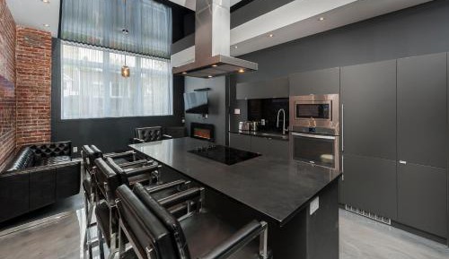 One-Bedroom Loft 1204