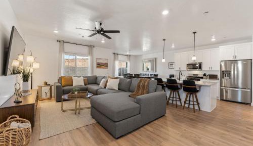 Four-Bedroom Holiday Home