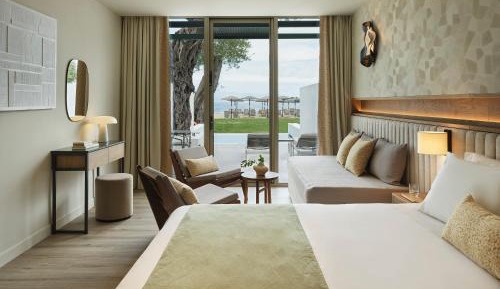 Junior Suite with Private Pool