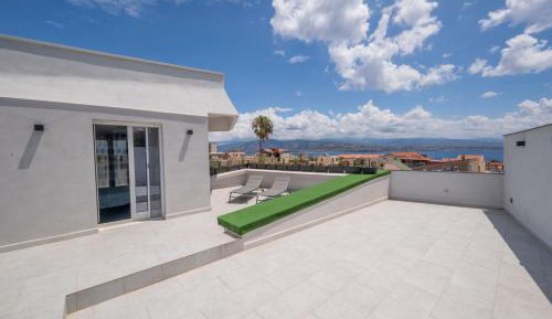 One-Bedroom Apartment with Sea View and Terrace