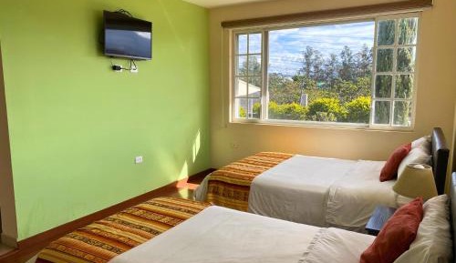 Twin Room with Private Bathroom