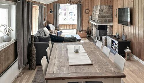 Three-Bedroom Holiday Home 