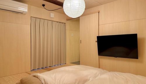 Twin Room with Private Bathroom