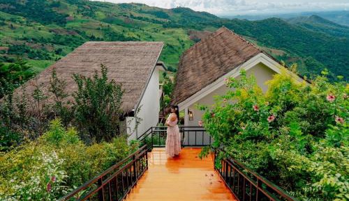 King Room with Mountain View