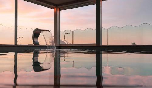 Triple Room with Sea View and Spa Access