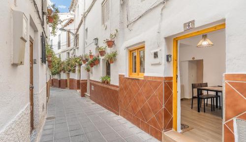 Superior One-Bedroom Apartment