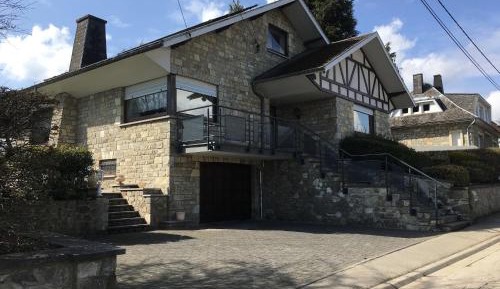 Three-Bedroom Vacation Home 