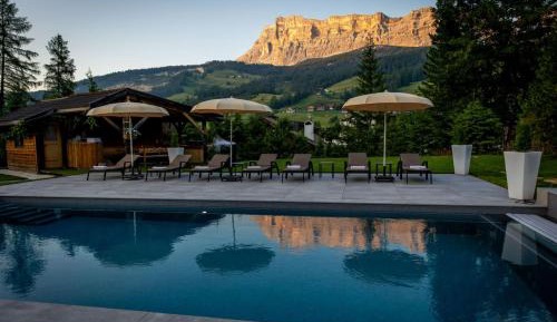 Comfort One-Bedroom Apartment (2 Adults)