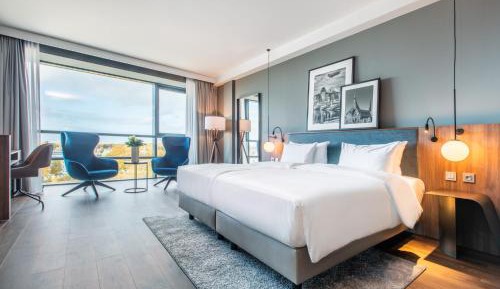 Premium Room with Harbor View