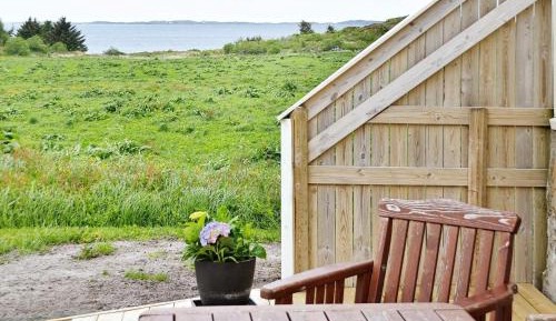 Eight-Bedroom Holiday Home