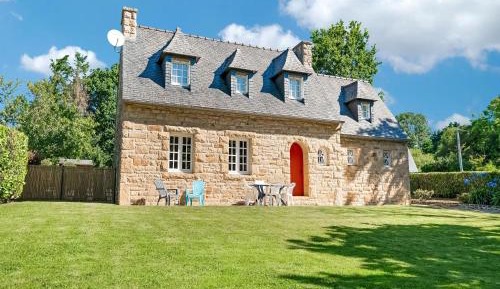 Three-Bedroom Vacation Home 