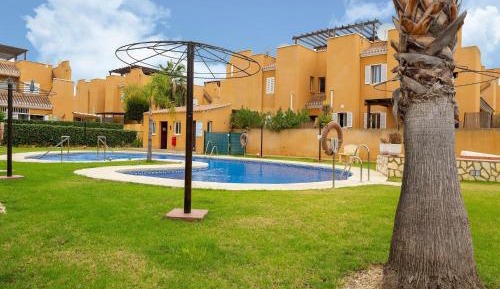 Three-Bedroom Vacation Home 