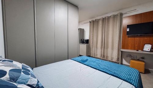 Apartment with City View