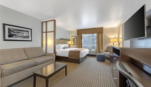 King Room with Sofa Bed - Non-Smoking