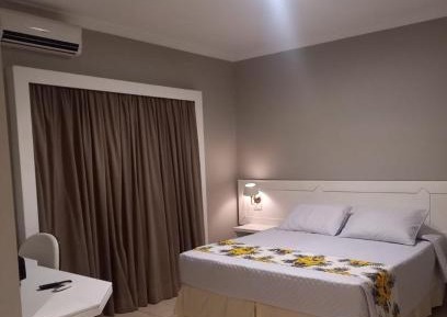 One-Bedroom Deluxe Apartment