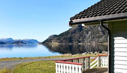 Three-Bedroom Vacation Home 