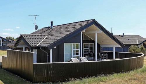 Two-Bedroom Holiday Home