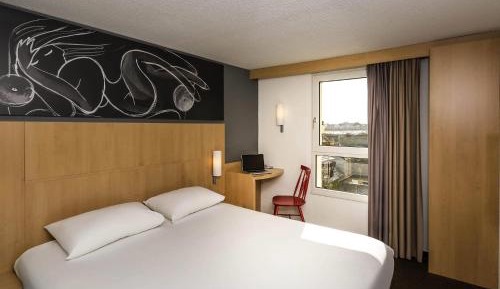 Standard Room with 1 Double Bed