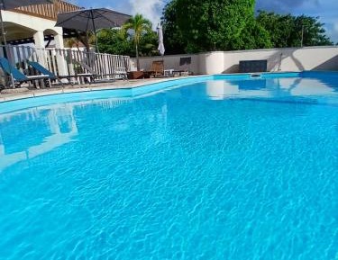 One-Bedroom Bungalow