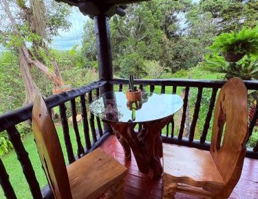 Suite with Mountain View