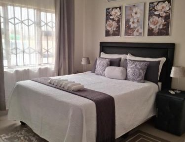 One-Bedroom Apartment with Garden