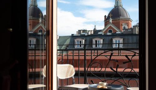 Apartment with View and Balcony