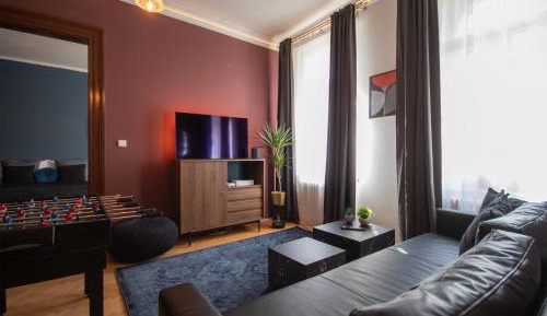 Three-Bedroom Premium Apartment with Balcony