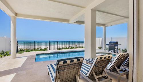 Five-Bedroom Holiday Home