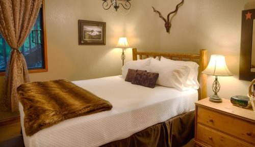 Queen Suite