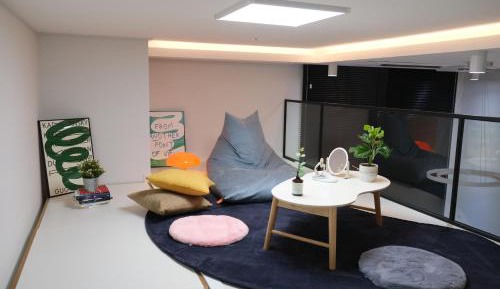 Two-Bedroom Loft Apartment