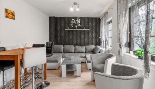 Four-Bedroom Holiday Home