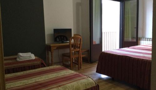 Classic Quadruple Room