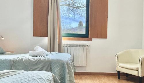 Twin Room with Private Bathroom