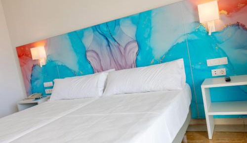 Premium Room (1 Adult)
