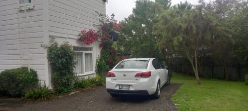 Deluxe Two-Bedroom Apartment with Garden View