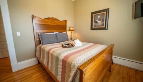 Economy Twin Room