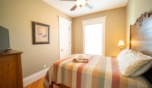 Economy Twin Room